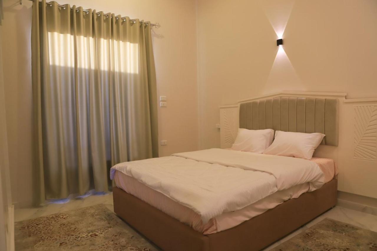 לוקסור Royal Nile Villa - Pool View Apartment 1 מראה חיצוני תמונה
