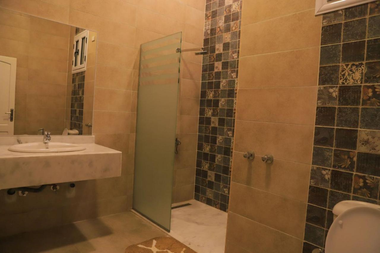 לוקסור Royal Nile Villa - Pool View Apartment 1 מראה חיצוני תמונה