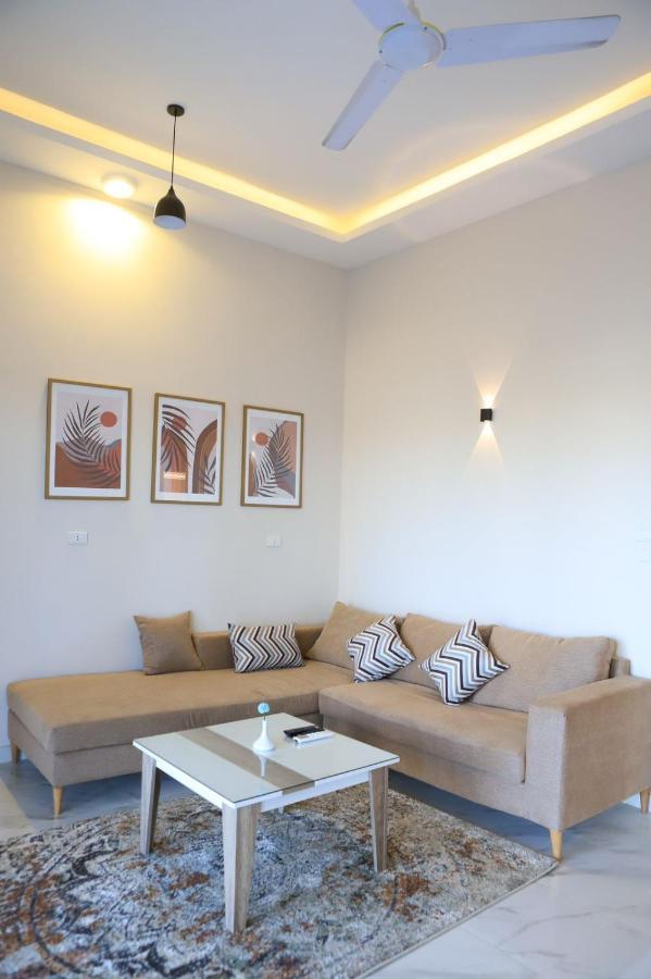 לוקסור Royal Nile Villa - Pool View Apartment 1 מראה חיצוני תמונה