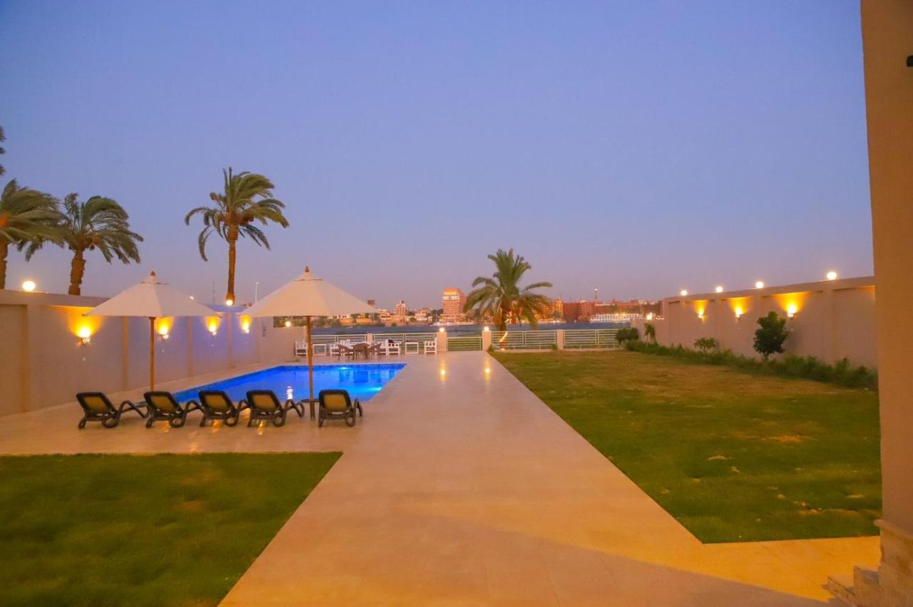 לוקסור Royal Nile Villa - Pool View Apartment 1 מראה חיצוני תמונה