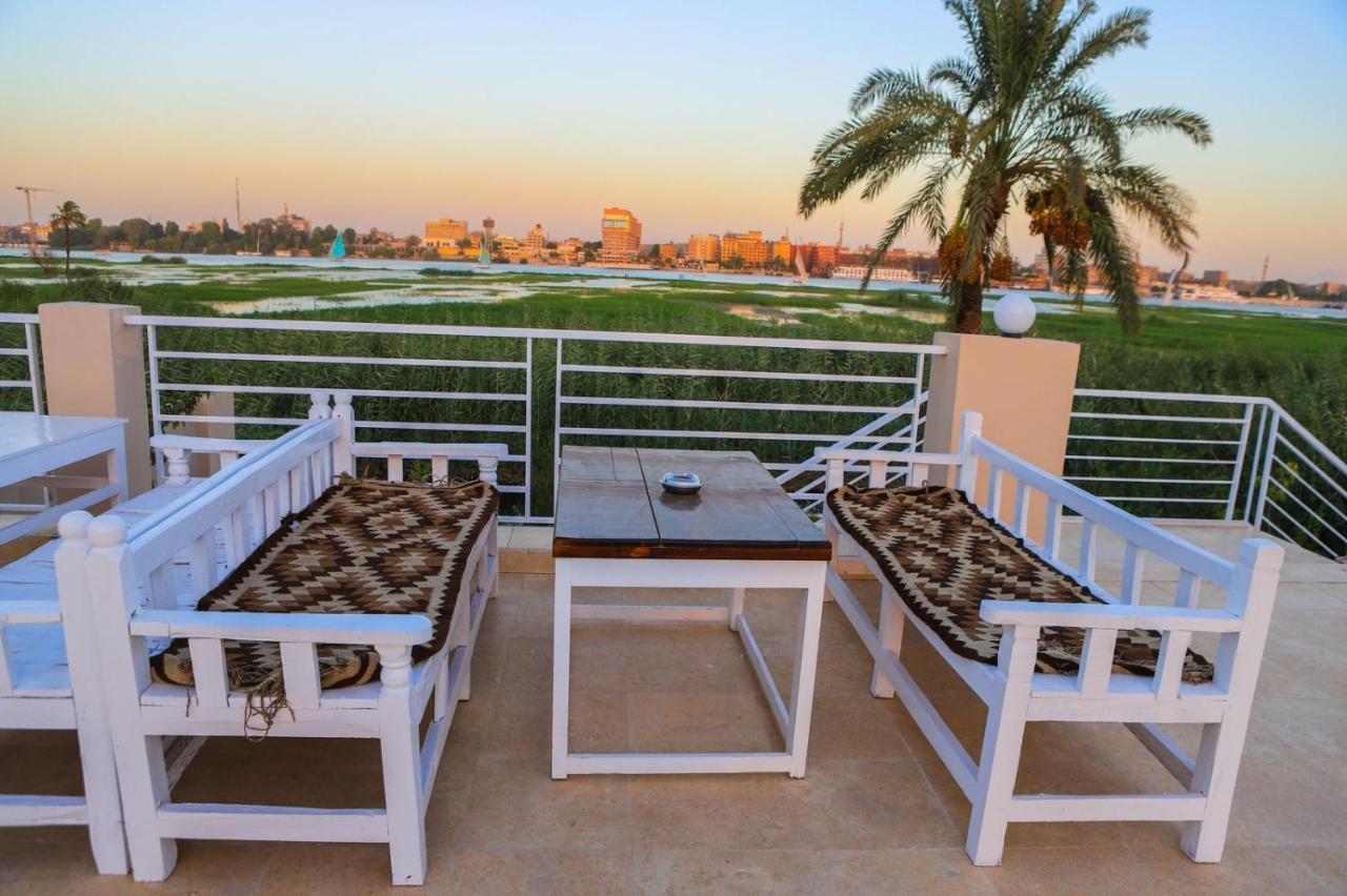 לוקסור Royal Nile Villa - Pool View Apartment 1 מראה חיצוני תמונה
